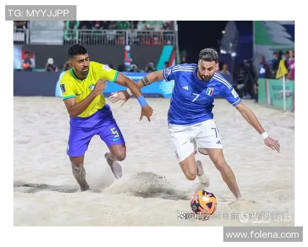 足球明星背后的故事与成就揭秘，探索他们的职业生涯与个人生活点滴